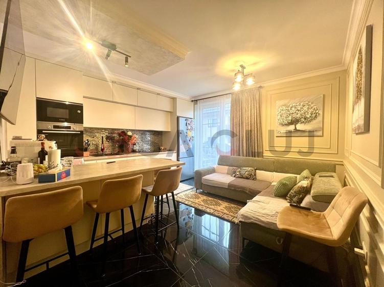 Apartament cu 3 camere semidecomandat, mobilat în Chinteni