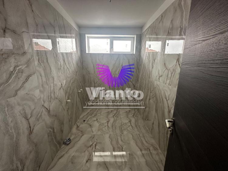 Duplex cu 5 camere cu Canalizare în Exterior Vest