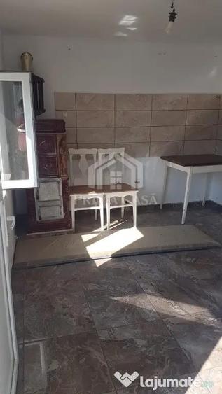 Casă cu 3 camere cu Teren 1000 Mp în Merei