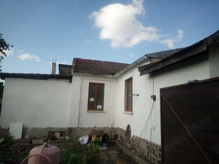 Casă cu 3 camere în Ineu