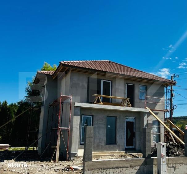 Casă cu 4 camere cu Teren 485 Mp în Livezeni
