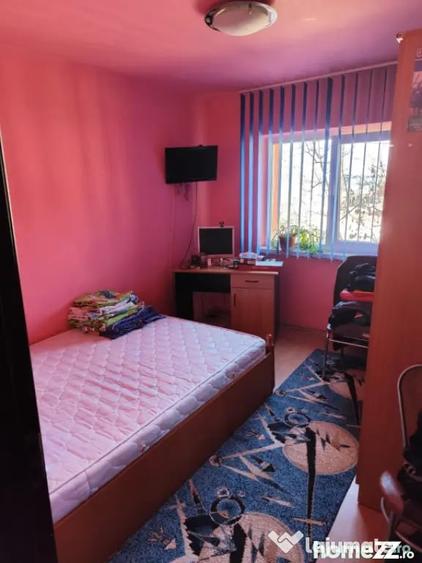 Apartament 4 camere, etaj 1, Craiovita Noua - 6