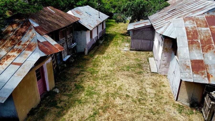 Casă cu 7 camere cu Teren 660 Mp în Corbii Mari
