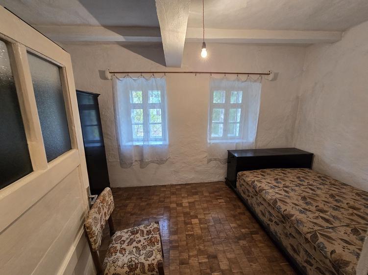 Casă cu 2 camere în Boiu