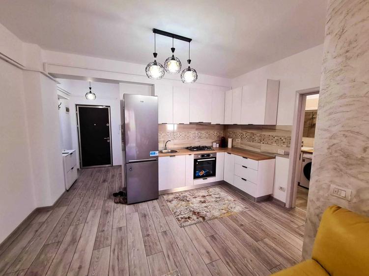 Apartament cu 2 camere decomandat în Central