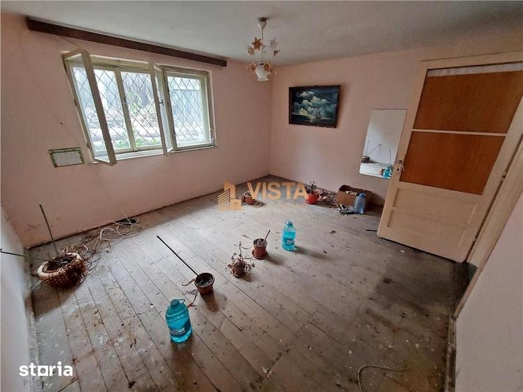 Casă cu 1 camere cu Teren 216 Mp în Centrul Civic
