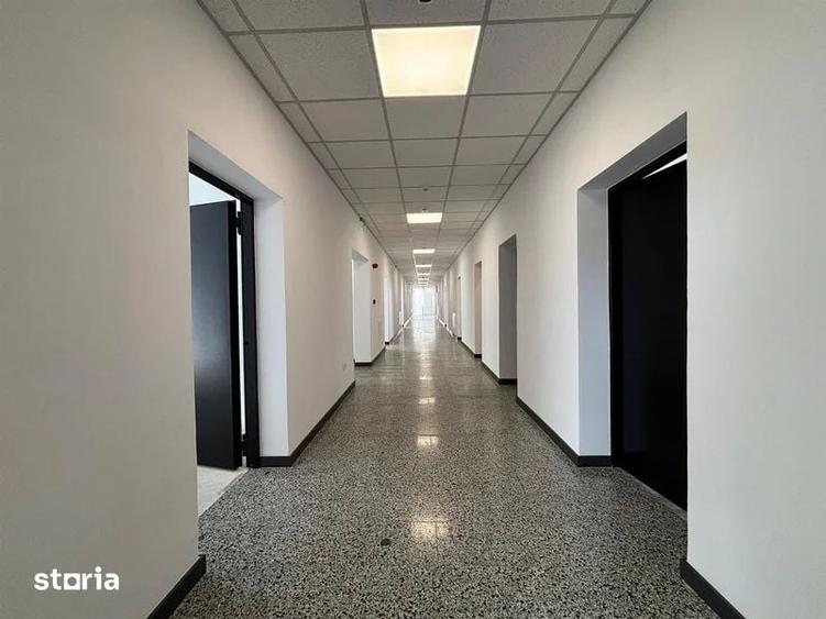 Spațiu comercial, de 1 mp, în Central