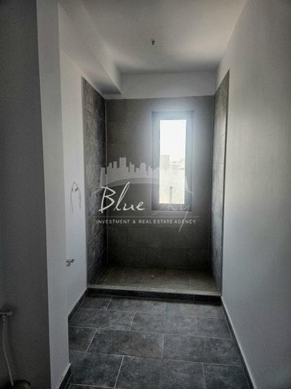 Apartament cu 3 camere decomandat în Mamaia-Sat