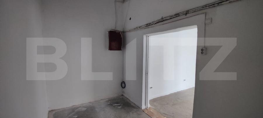 Spațiu comercial, de 70 mp, în Micro 3