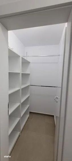 Garsonieră decomandată, mobilată în Libertății