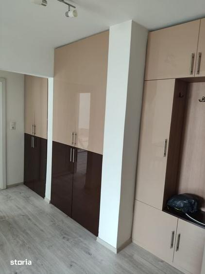 Vand ap 2 camere Pb etajul 1 - 3