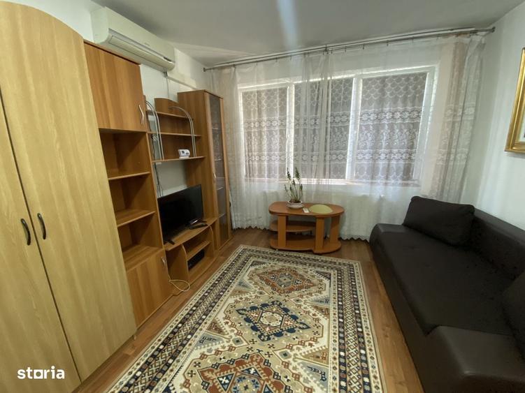 Garsonieră decomandată în Alexandru cel Bun