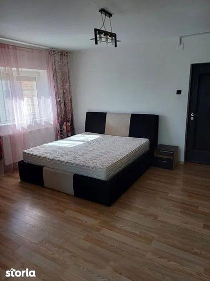 Apartament cu 3 camere decomandat, mobilat în Inel II