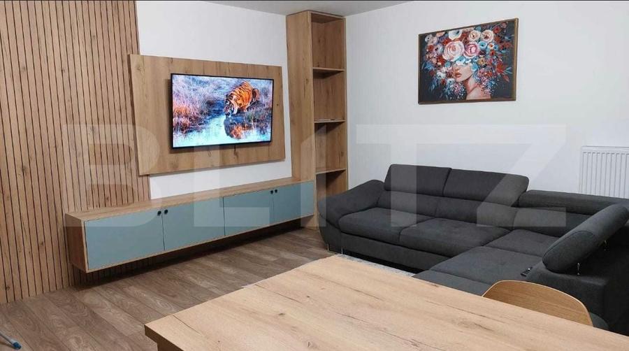 Apartament cu 3 camere decomandat, mobilat în Libertății