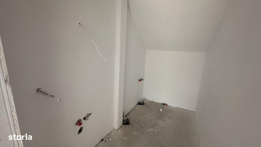 Apartament cu 3 camere decomandat în Vest