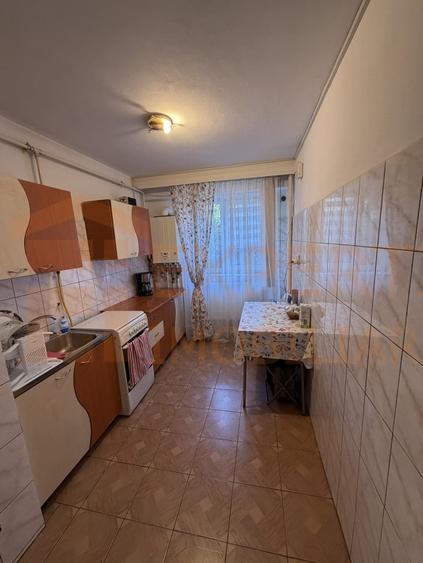Apartament cu 2 camere decomandat, mobilat în Tomis III