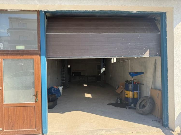 Spațiu industrial, de 70 mp, în Malu Mare