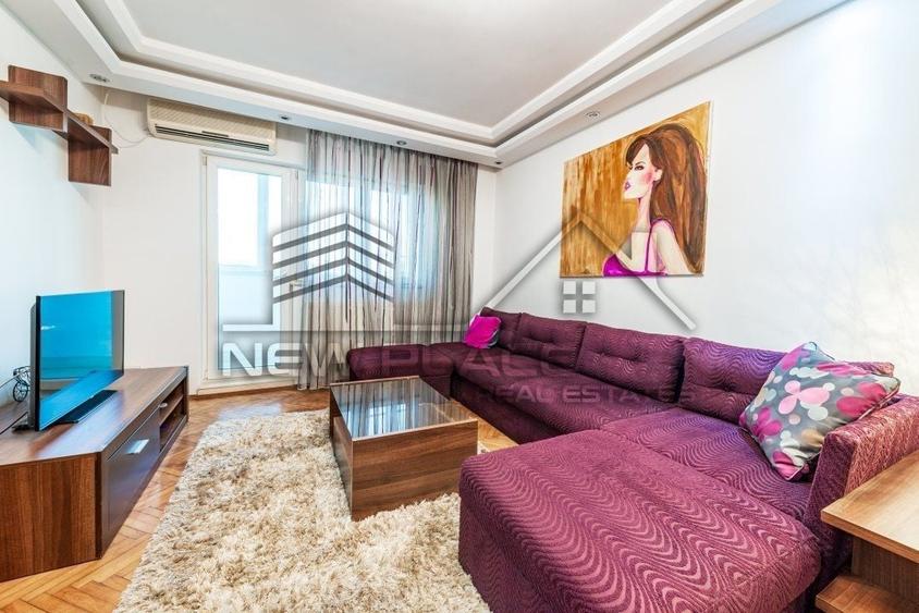 Apartament cu 2 camere decomandat, mobilat în Banu Manta