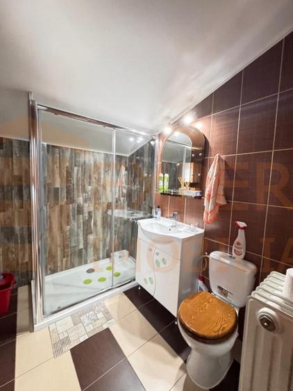 Duplex cu 5 camere cu Canalizare în Mamaia-Sat