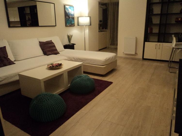 Apartament cu 2 camere semidecomandat, mobilat în Dorobanți