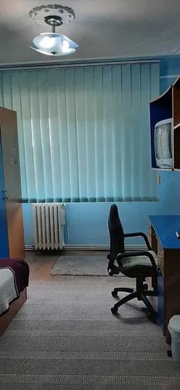 Apartament cu 3 camere în Păcurari