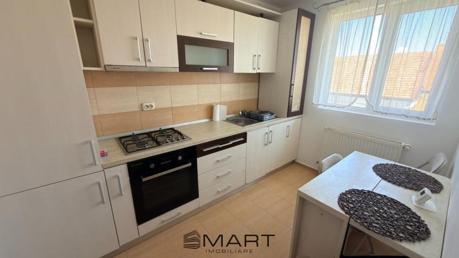 Apartament cu 2 camere semidecomandat în Calea Dumbrăvii