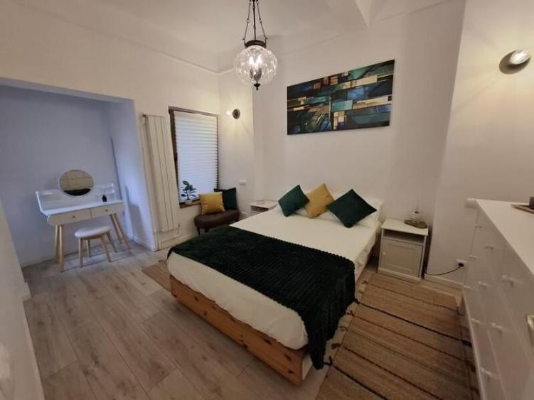 Apartament cu 3 camere decomandat, mobilat în Domenii