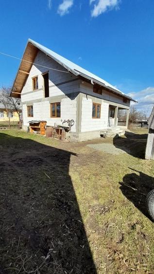 Casă cu 3 camere în Fălticeni