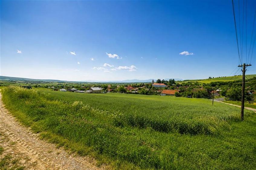 Teren Construcții intravilan de 1100 mp, în Măieruș