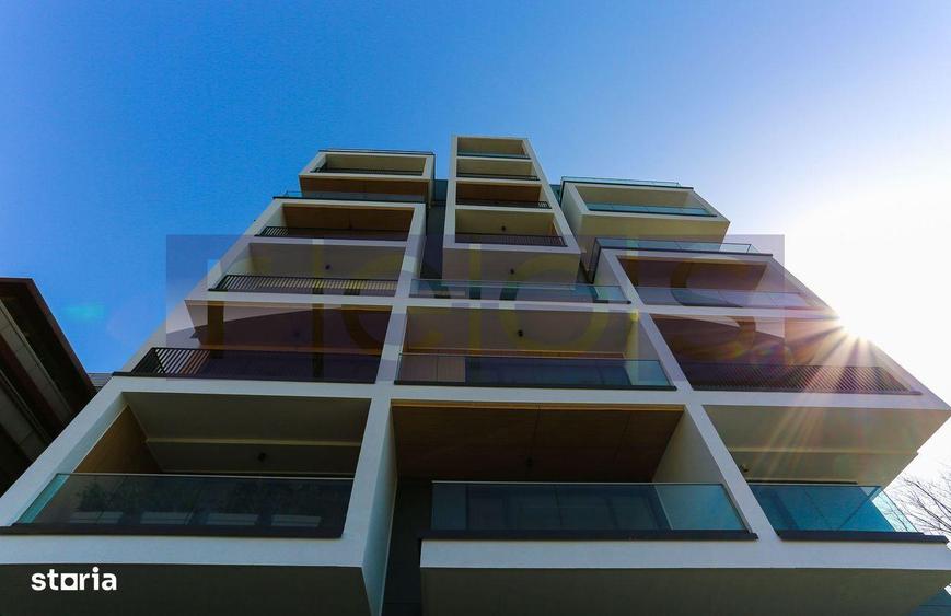 Apartament cu 4 camere decomandat în Floreasca