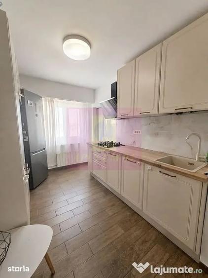 Apartament cu 3 camere decomandat în Unirii