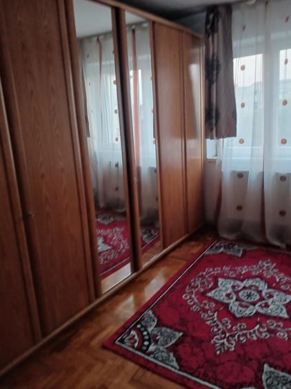 Apartament cu 2 camere nedecomandat în Central
