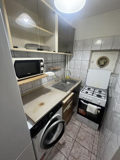 Apartament cu 2 camere decomandat în Rahova