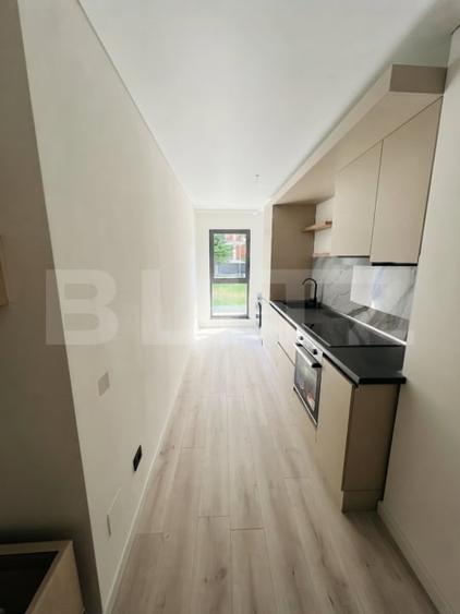 Apartament cu 3 camere semidecomandat, mobilat în Zorilor