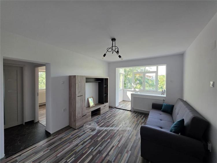Apartament cu 2 camere semidecomandat în Podu Roș — fotografia 2