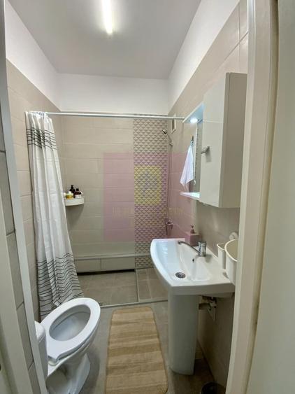 Apartament cu 2 camere decomandat în Primăverii