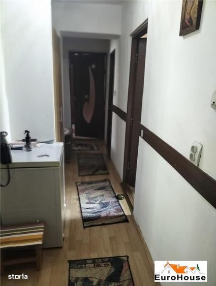 Apartament cu 3 camere decomandat în Avram Iancu