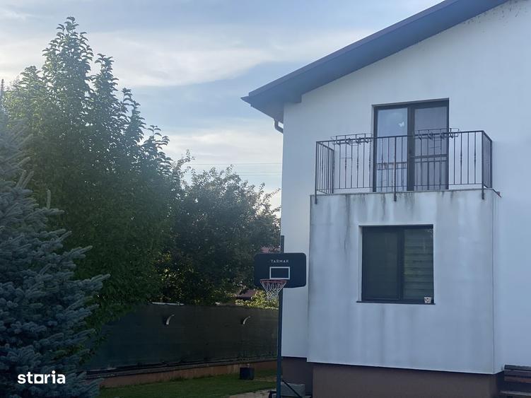 Casă cu 4 camere cu Teren 503 Mp în Șerbănești