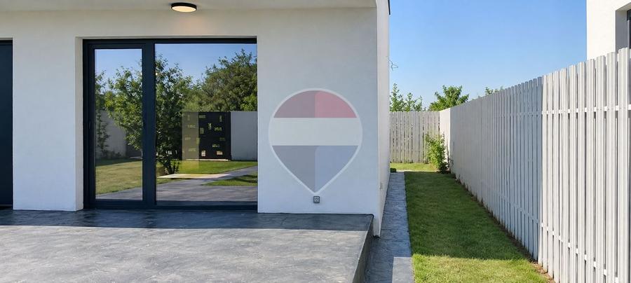 Casă individuală cu 4 camere cu Teren 328 Mp în Clinceni