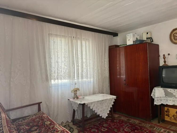 Casă cu 2 camere în Călugăreni