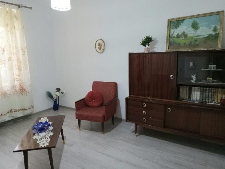 Apartament cu 2 camere decomandat în Exterior Vest
