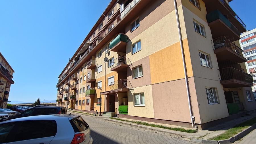 Garsoniera etaj 3 cu balcon in Sibiu cartier Hipodrom - 2