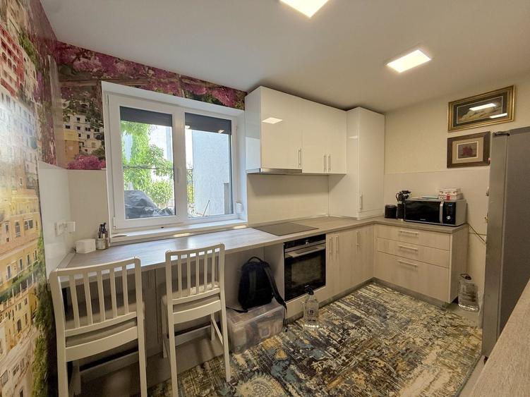 Duplex cu 5 camere cu Canalizare în Pipera