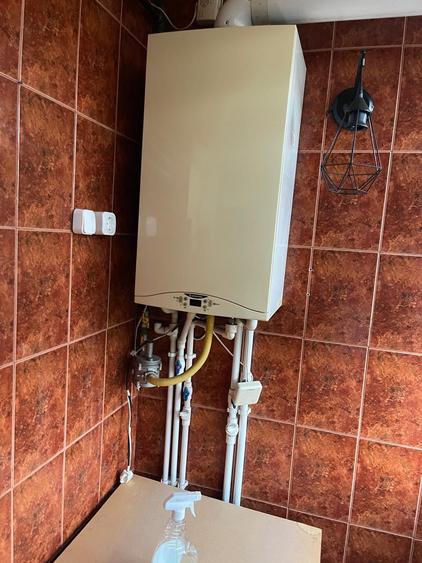 Poarta 6 , 2 camere decomandat , mobilat , utilat - 7