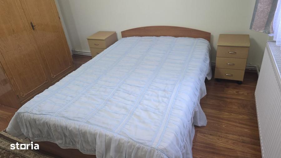 Apartament cu 2 camere decomandat în Liliacului