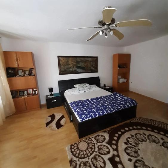Casă cu Teren 850 Mp în Vale