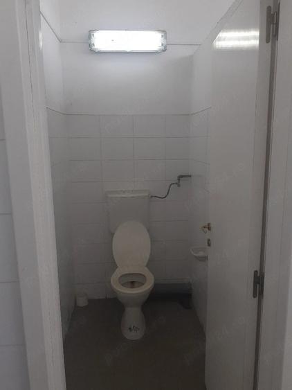 Spațiu comercial, de 3,200 mp, în Râureni