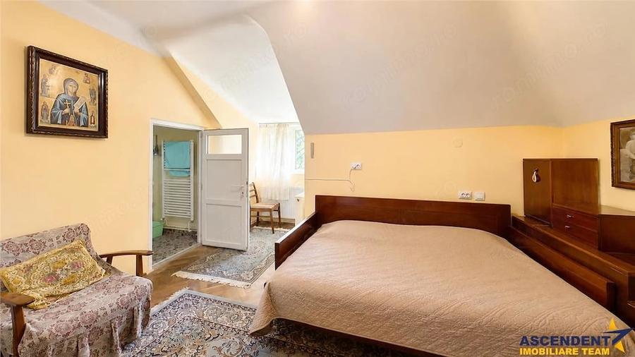 Apartament cu 2 camere nedecomandat în Central