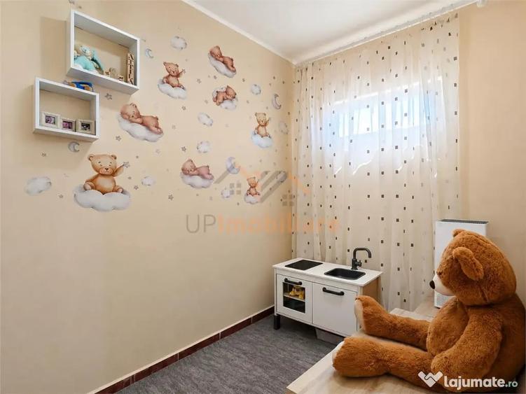 Apartament cu 3 camere decomandat în Sânmartin
