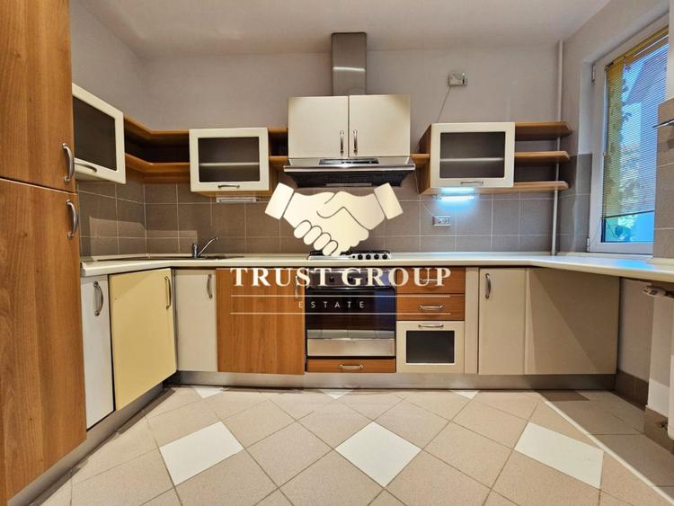 Apartament cu 3 camere semidecomandat, mobilat în Arcul de Triumf